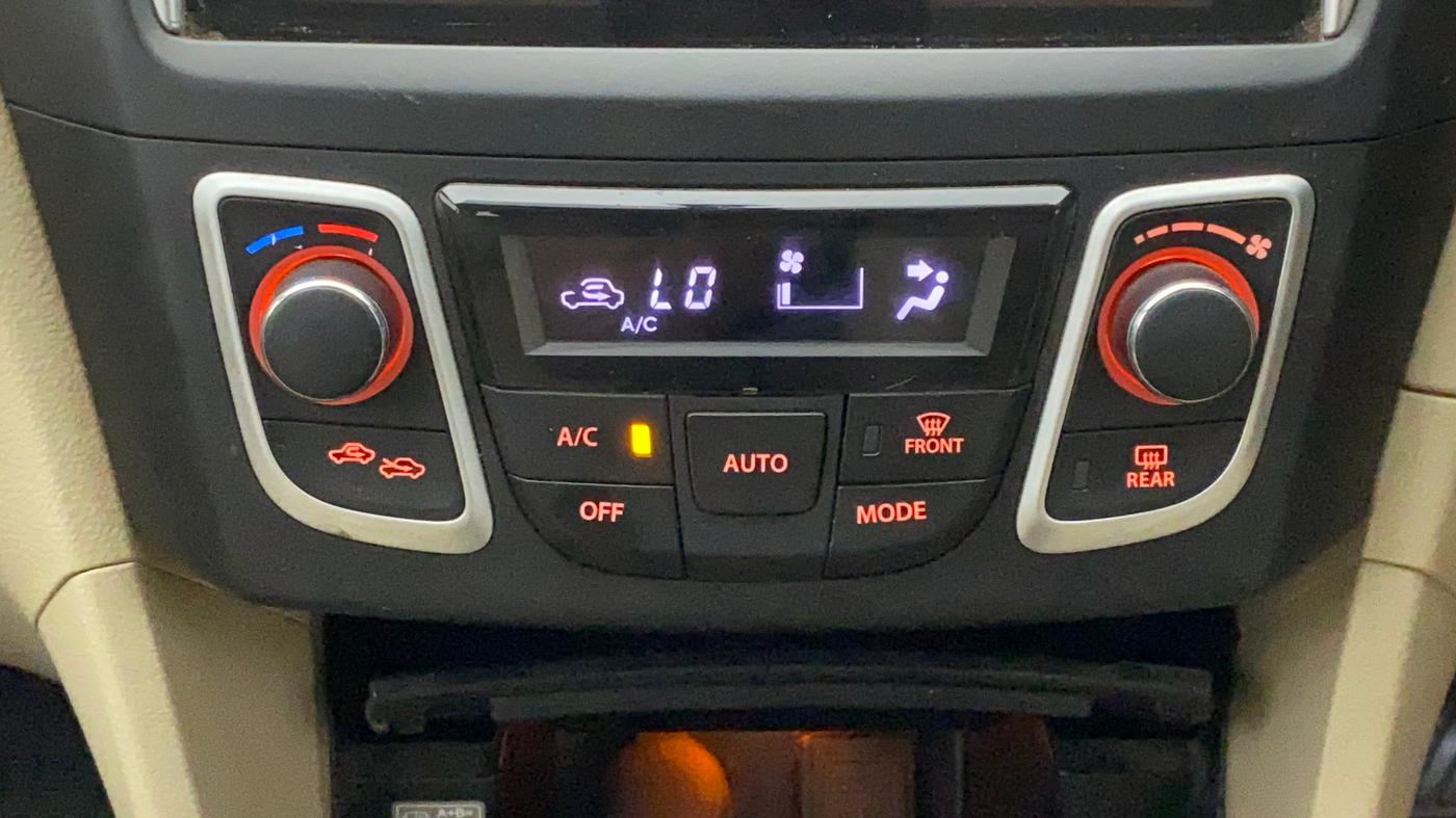 2018 Maruti Ciaz ALPHA 1.5 SHVS PETROL, Petrol, Manual, 43,109 km, Automatic Climate Control
