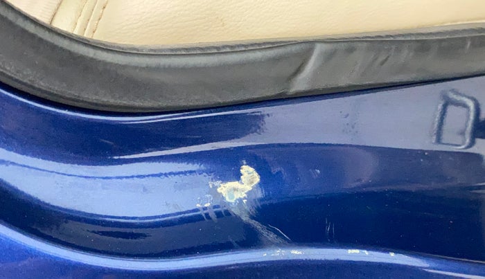 2018 Maruti Ciaz ALPHA 1.5 SHVS PETROL, Petrol, Manual, 43,109 km, Right C pillar - Minor scratches