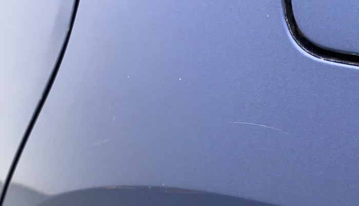 2018 Maruti Ciaz ALPHA 1.5 SHVS PETROL, Petrol, Manual, 43,109 km, Left quarter panel - Minor scratches