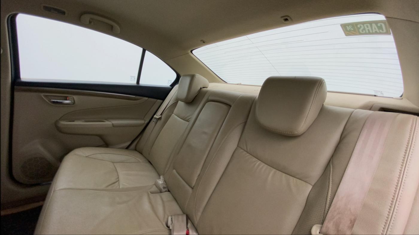 2018 Maruti Ciaz ALPHA 1.5 SHVS PETROL, Petrol, Manual, 43,109 km, Right Side Rear Door Cabin