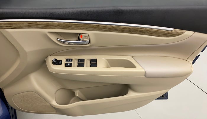 2018 Maruti Ciaz ALPHA 1.5 SHVS PETROL, Petrol, Manual, 43,109 km, Driver Side Door Panels Control