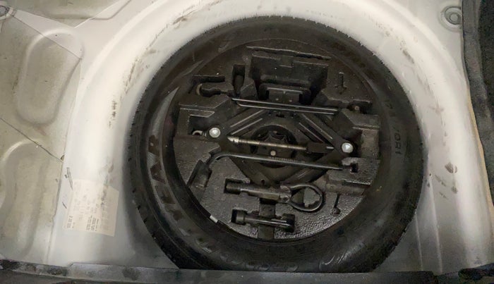 2017 Volkswagen Polo HIGHLINE1.5L, Diesel, Manual, 68,743 km, Spare Tyre