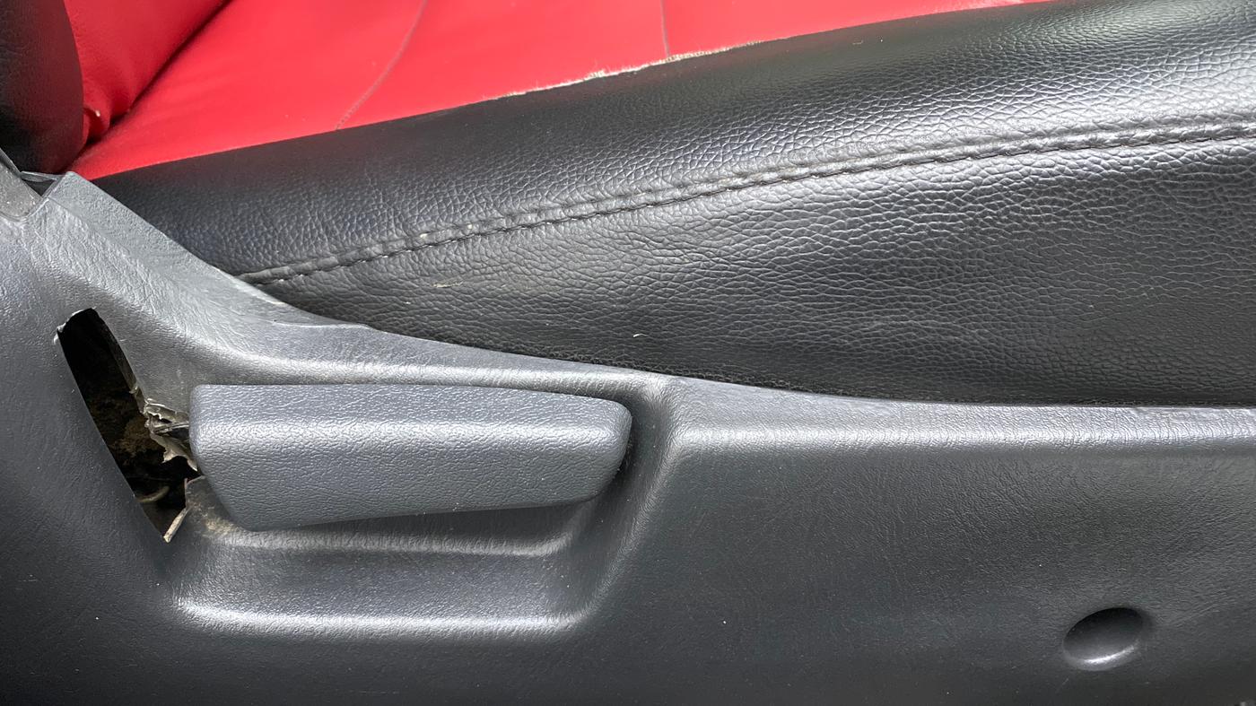 2018 Maruti Alto K10 VXI, CNG, Manual, 35,872 km, Driver Side Adjustment Panel