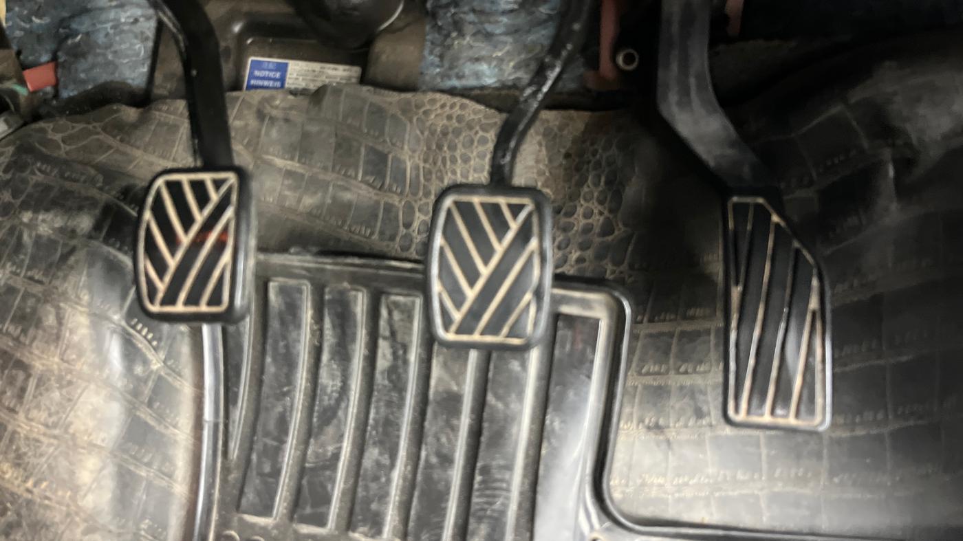 2018 Maruti Vitara Brezza ZDI, Diesel, Manual, 71,618 km, Pedals