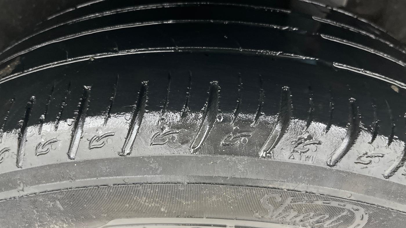 2018 Maruti Vitara Brezza ZDI, Diesel, Manual, 71,618 km, Left Rear Tyre Tread