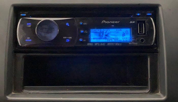 2010 Maruti Swift VXI, Petrol, Manual, 83,343 km, Infotainment System