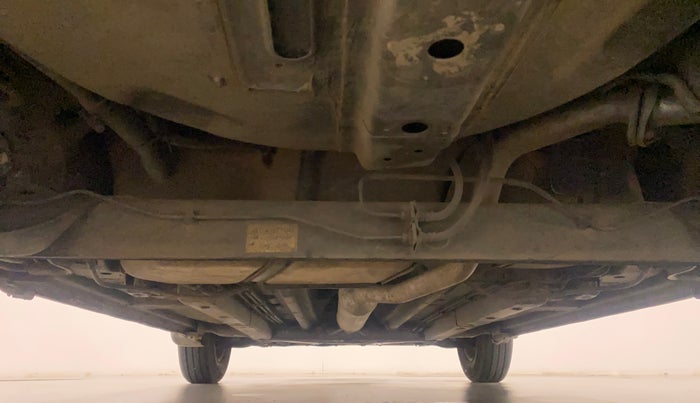 2010 Maruti Swift VXI, Petrol, Manual, 83,343 km, Rear Underbody