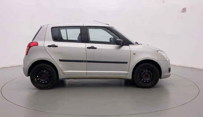 2010 Maruti Swift VXI, Petrol, Manual, 83,343 km, Right Side
