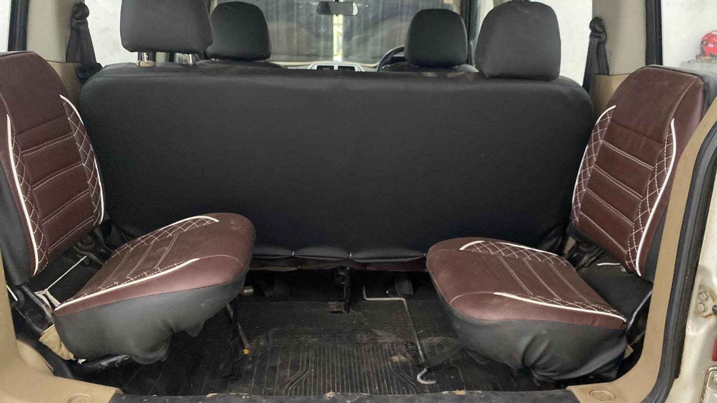 2017 Mahindra TUV300 T8, Diesel, Manual, 94,617 km, Boot Inside