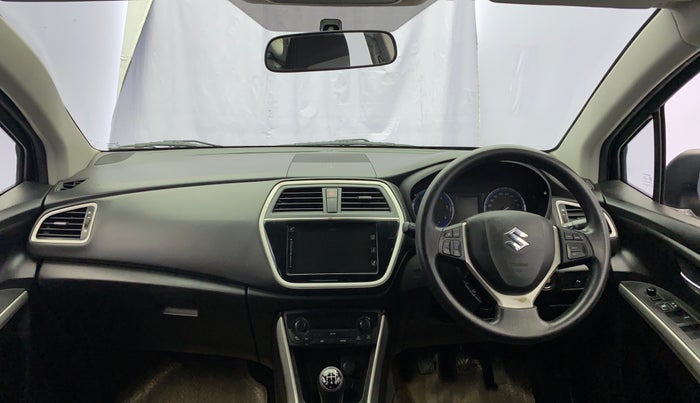 2016 Maruti S Cross ZETA 1.3, Diesel, Manual, 98,633 km, Dashboard