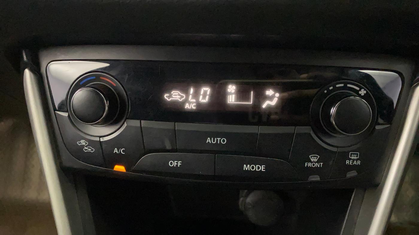 2016 Maruti S Cross ZETA 1.3, Diesel, Manual, 98,633 km, Automatic Climate Control