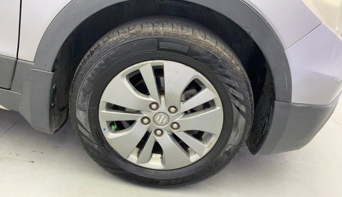 2016 Maruti S Cross ZETA 1.3, Diesel, Manual, 98,633 km, Right Front Wheel