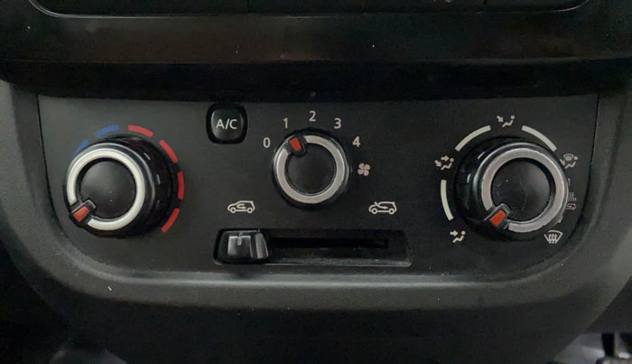 2020 Renault Kwid RXT 0.8, Petrol, Manual, 38,082 km, Dashboard - Air Re-circulation knob is not working