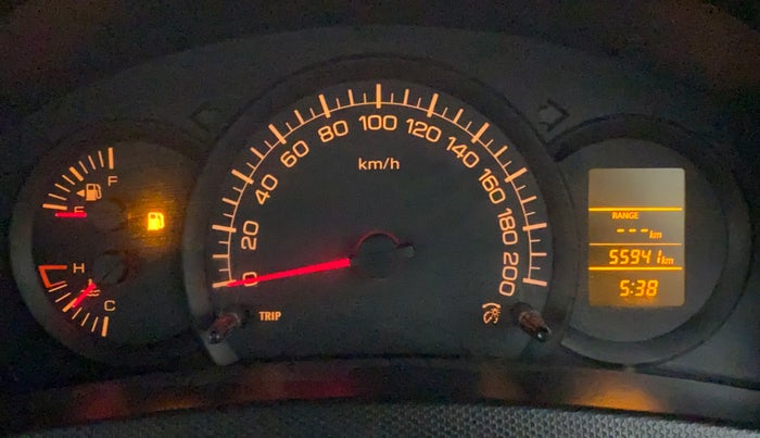 2016 Maruti Swift LDI BS IV, Diesel, Manual, 56,040 km, Odometer Image