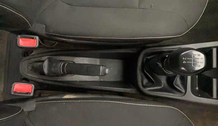 2020 Renault Kwid RXL, Petrol, Manual, 97,788 km, Gear Lever