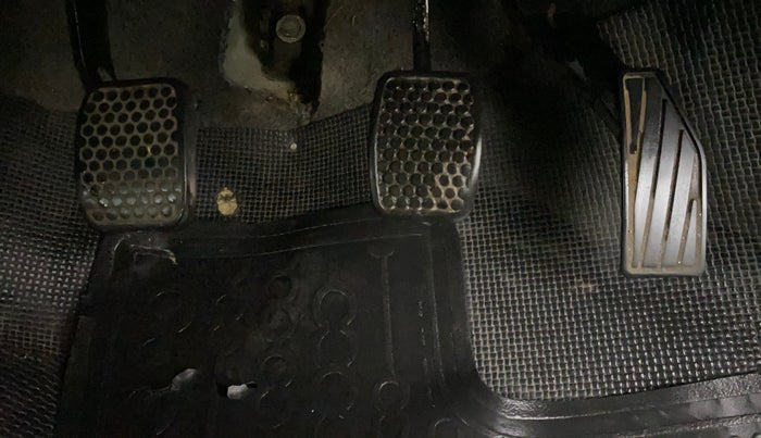 2017 Maruti Alto 800 VXI, CNG, Manual, 57,953 km, Pedals