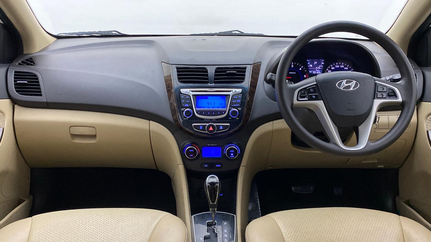 2014 Hyundai Verna FLUIDIC 1.6 CRDI SX AT, Diesel, Automatic, 55,206 km, Dashboard