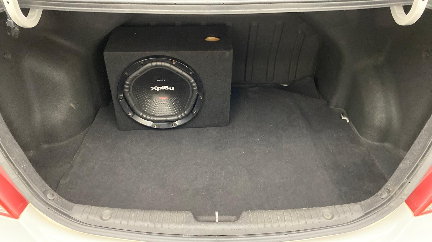 2014 Hyundai Verna FLUIDIC 1.6 CRDI SX AT, Diesel, Automatic, 55,206 km, Boot Inside