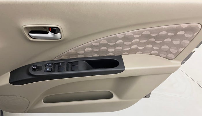 2015 Maruti Celerio ZXI, Petrol, Manual, 31,672 km, Driver Side Door Panels Control