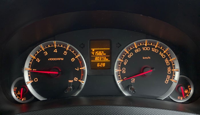 2014 Maruti Swift VXI D, Petrol, Manual, 80,474 km, Odometer Image