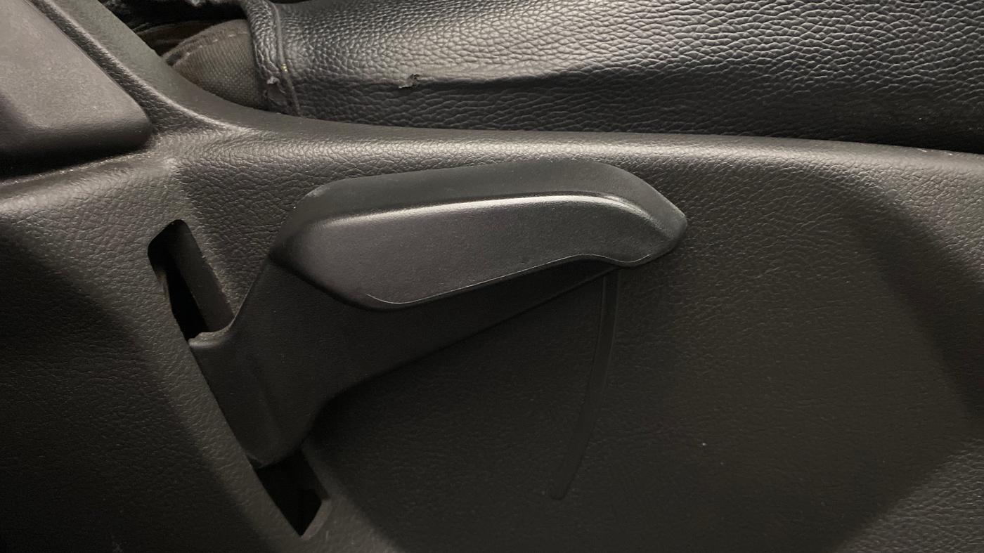 2018 Ford FREESTYLE TITANIUM 1.2 PETROL, Petrol, Manual, 1,43,417 km, Driver Side Adjustment Panel
