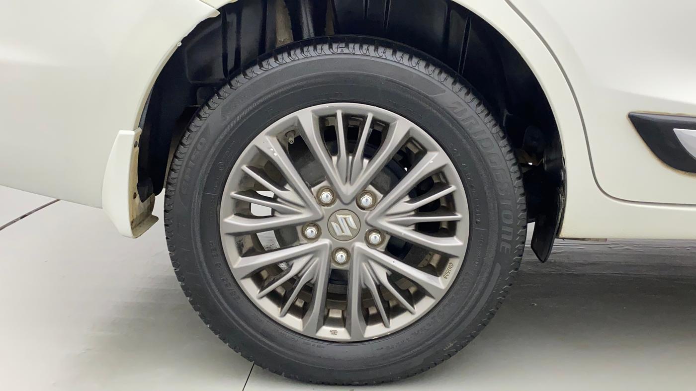 2019 Maruti Ertiga ZXI+ SHVS, Petrol, Manual, 58,577 km, Right Rear Wheel