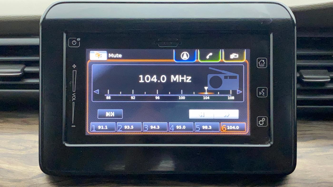 2019 Maruti Ertiga ZXI+ SHVS, Petrol, Manual, 58,577 km, Infotainment System