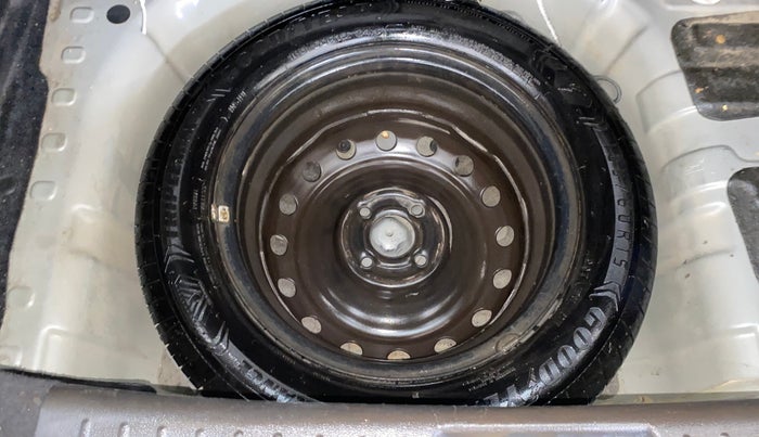 2019 Mahindra KUV 100 NXT K6+ P 6 STR, Petrol, Manual, 44,006 km, Spare Tyre