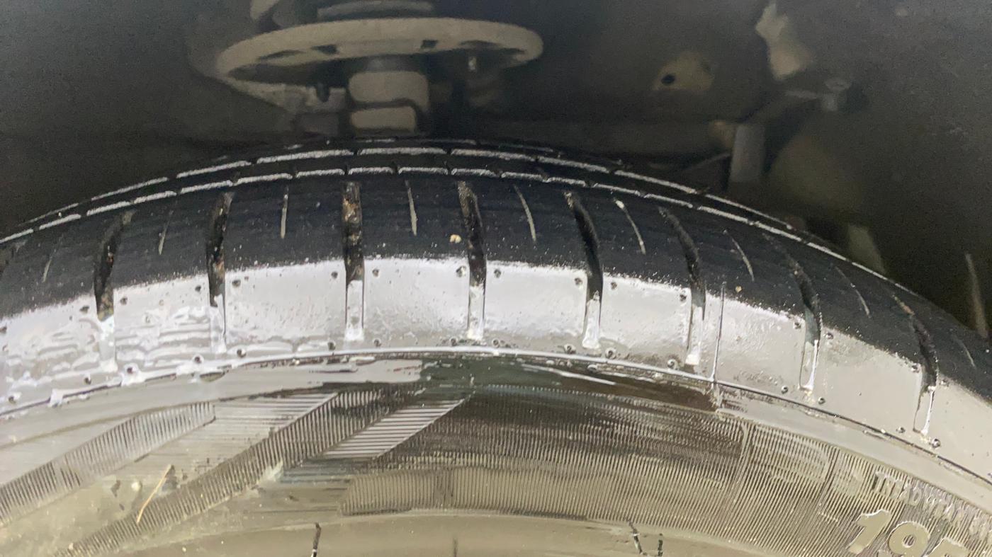2021 Maruti Ciaz ALPHA 1.5 SHVS PETROL, Petrol, Manual, 64,679 km, Right Front Tyre Tread
