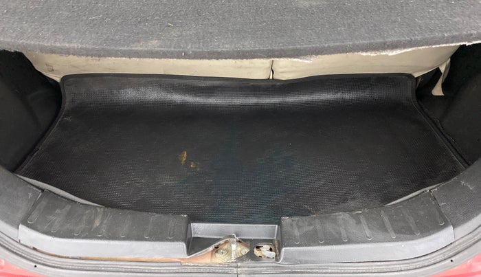 2015 Maruti Wagon R 1.0 VXI, Petrol, Manual, 68,688 km, Boot Inside