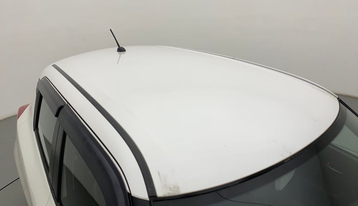 2019 Maruti Swift VXI AMT, CNG, Automatic, 37,541 km, Roof