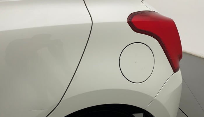 2019 Maruti Swift VXI AMT, CNG, Automatic, 37,541 km, Left quarter panel - Slightly dented