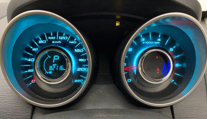 2018 Mahindra XUV500 W7 AT, Diesel, Automatic, 82,113 km, Odometer Image