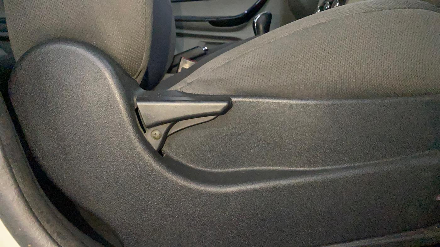 2017 Tata Tiago XT PETROL, Petrol, Manual, 45,432 km, Driver Side Adjustment Panel