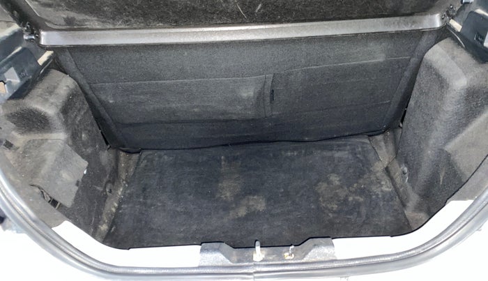 2017 Tata Tiago XT PETROL, Petrol, Manual, 45,432 km, Boot Inside