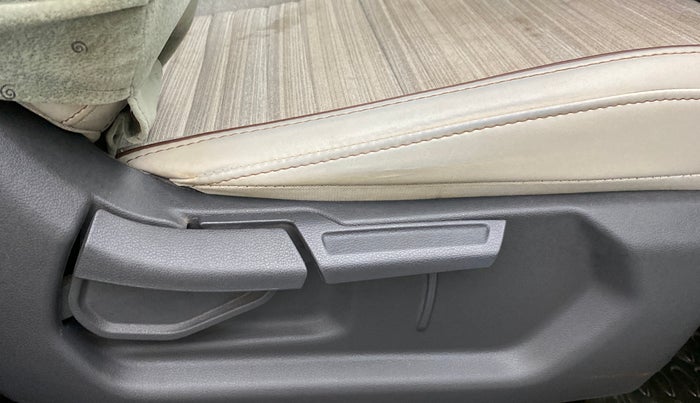 2022 Hyundai AURA S 1.2, Petrol, Manual, 9,309 km, Driver Side Adjustment Panel