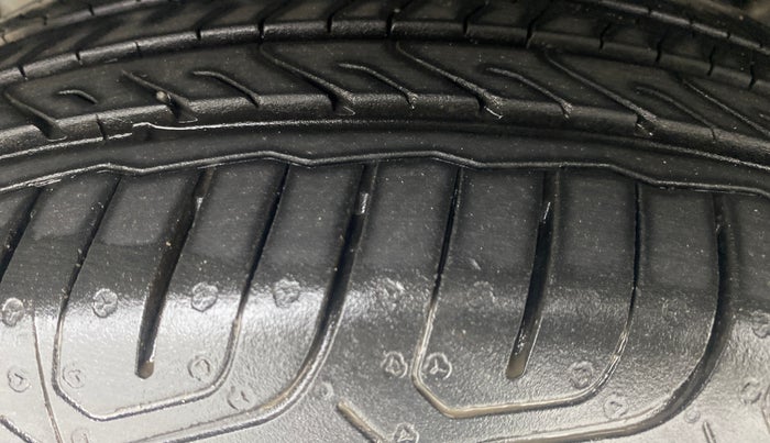 2020 Ford Ecosport TITANIUM 1.5L PETROL AT, Petrol, Automatic, 44,833 km, Right Front Tyre Tread