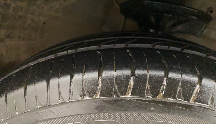 2012 Chevrolet Spark LS 1.0, Petrol, Manual, 71,716 km, Right Front Tyre Tread