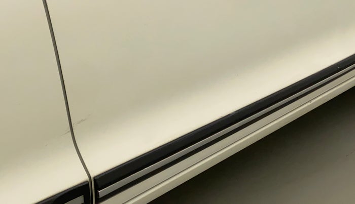 2019 Maruti Baleno DELTA PETROL 1.2, Petrol, Manual, 24,441 km, Driver-side door - Minor scratches