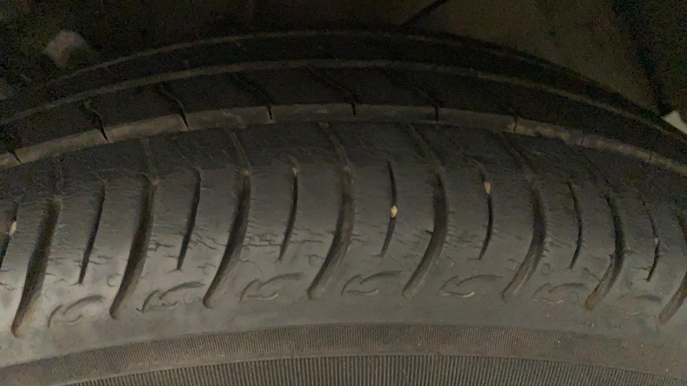 2019 Maruti Baleno DELTA PETROL 1.2, Petrol, Manual, 24,441 km, Left Rear Tyre Tread
