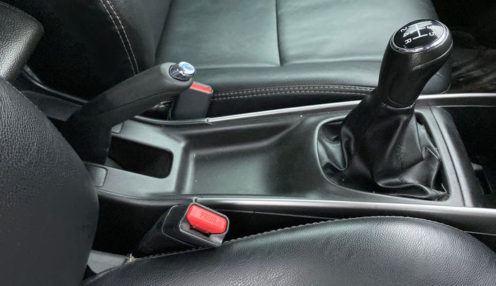 2019 Toyota Glanza V, Petrol, Manual, 35,627 km, Gear Lever