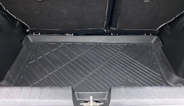 2019 Toyota Glanza V, Petrol, Manual, 35,627 km, Boot Inside
