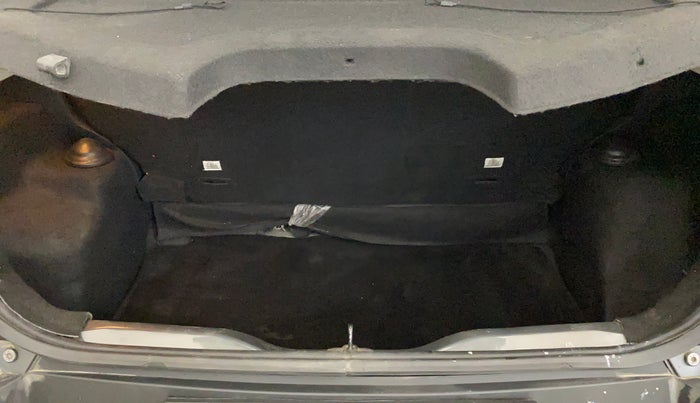 2022 Tata PUNCH ADVENTURE MT, Petrol, Manual, 37,204 km, Boot Inside