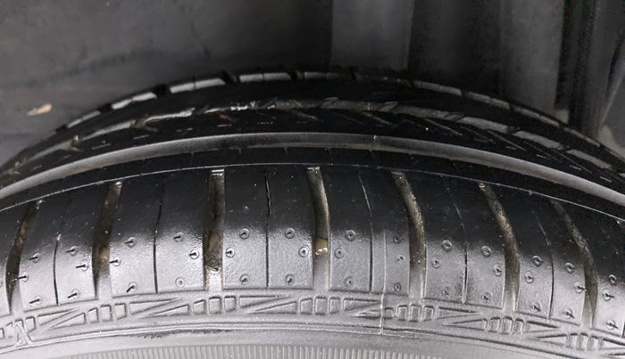 2018 Toyota YARIS G CVT, Petrol, Automatic, 18,903 km, Left Rear Tyre Tread
