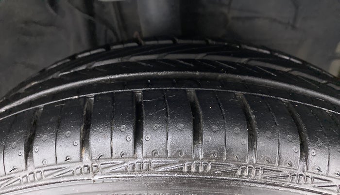 2018 Toyota YARIS G CVT, Petrol, Automatic, 18,903 km, Right Front Tyre Tread