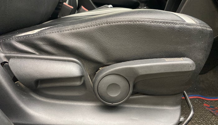 2014 Maruti Swift ZXI, Petrol, Manual, 75,689 km, Driver Side Adjustment Panel