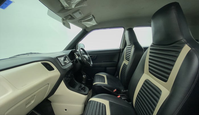 2019 Maruti New Wagon-R 1.0 LXI (O), Petrol, Manual, 57,911 km, Right Side Front Door Cabin