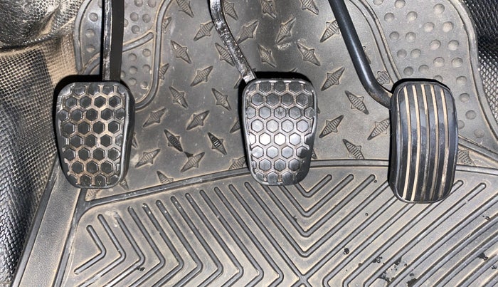 2022 Tata Tiago XZ PLUS CNG, CNG, Manual, 57,985 km, Pedals