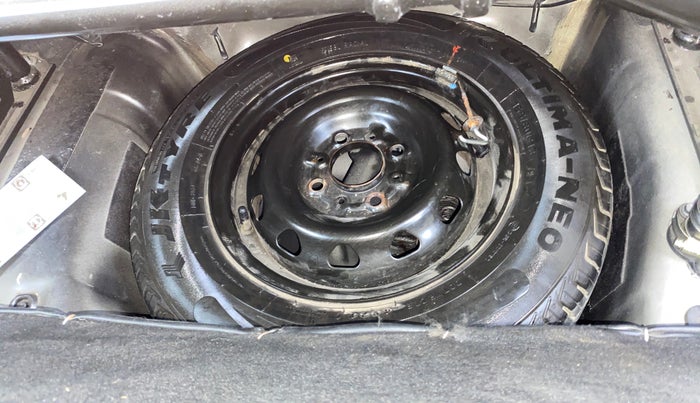 2022 Tata Tiago XZ PLUS CNG, CNG, Manual, 57,985 km, Spare Tyre