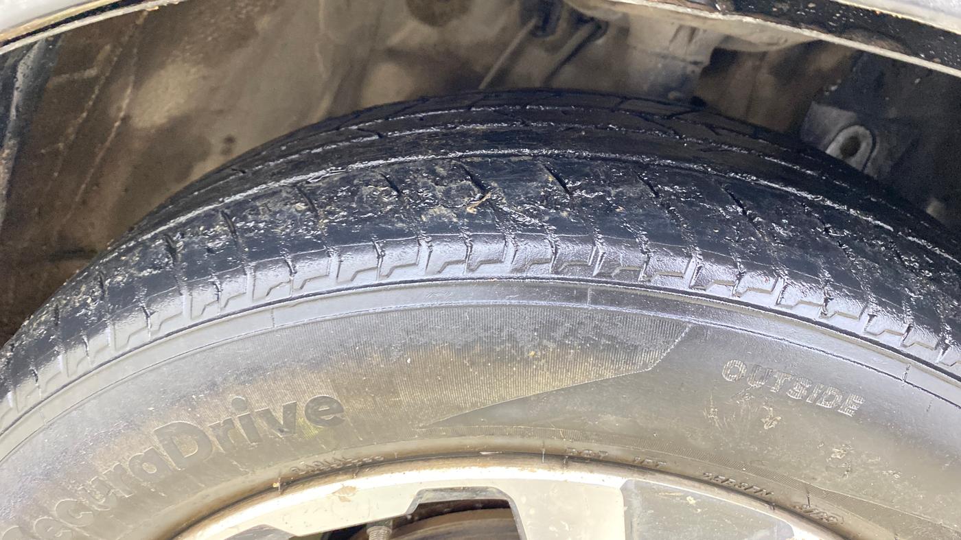 2018 Honda WR-V 1.5L I-DTEC VX MT, Diesel, Manual, 1,20,365 km, Right Front Tyre Tread